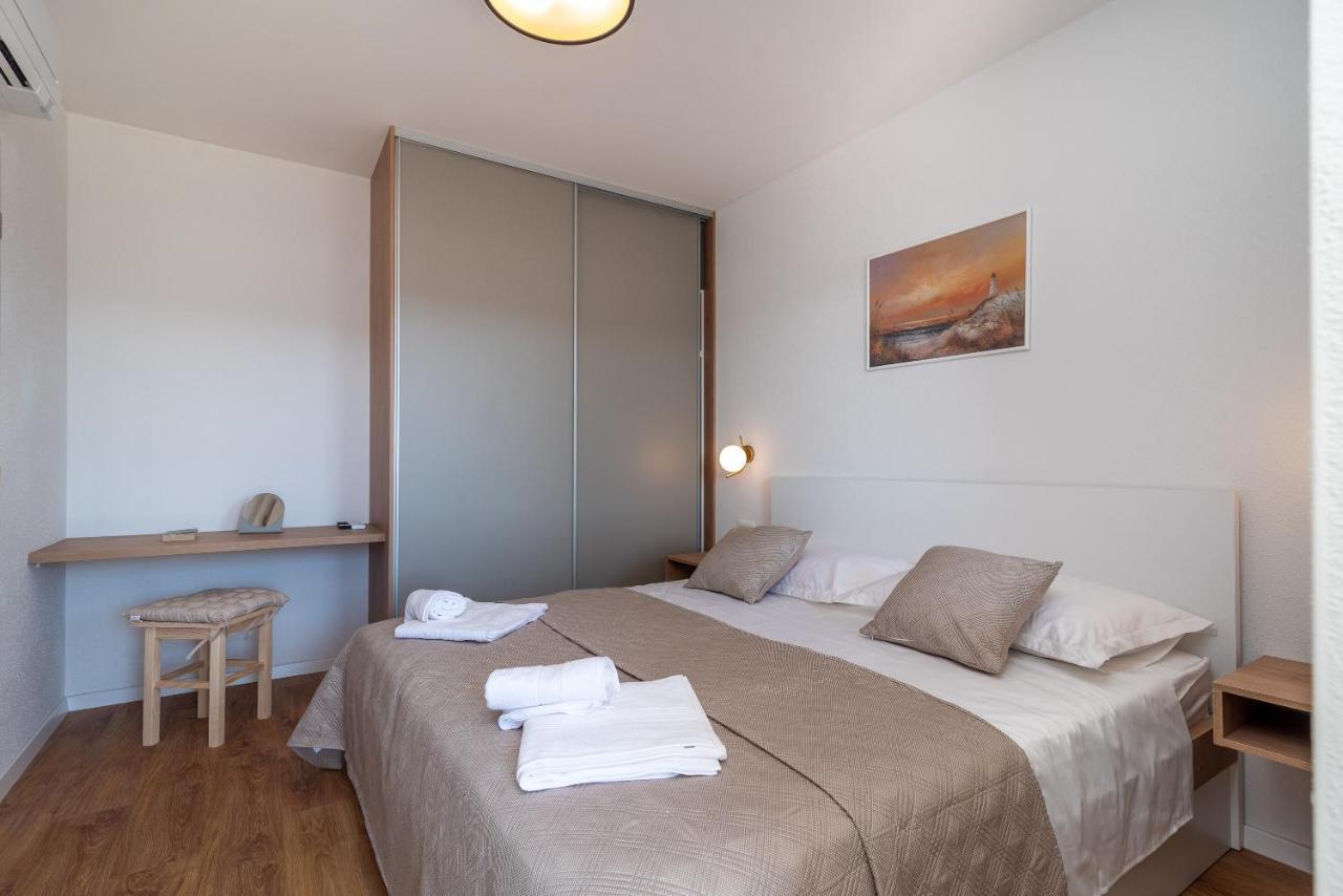 Olea Apartments Trogir Buitenkant foto